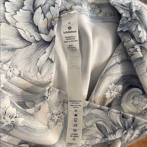 Lululemon Floral Print Leggings